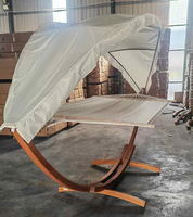 Lit de balançoire suspendu en bois pour jardin, design KD, avec auvent