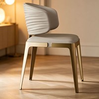 Chaise de salle à manger moderne de luxe léger, dossier en acier inoxydable à motif ondulé, écologique, confortable et durable pour la maison, l'appartement et le centre commercial