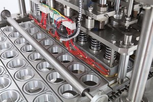 High Performance Chocolate Stick <strong>Biscuit</strong> Cup Filling Sealing <strong>Machine</strong> With Professional Technical Support - Product Image 6