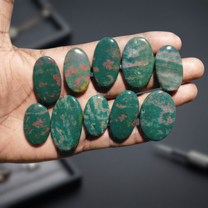 MAHNAJ GEMS ขายส่งพลอยแจสเปอร์ทะเลเกรด AAA แท้ 100% คุณภาพสูง รูปทรงคาโบชอง สีเขียว พลอยเม็ดเดี่ยว - Product Image 2