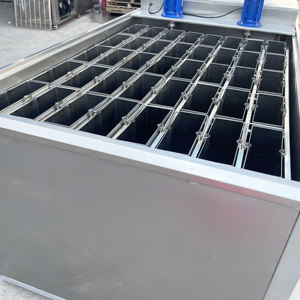 3T /24 H 40 PCS / 4 H 25 KG Cada Fábrica de hielo Fabricación de ladrillos de hielo de refrigeración por aire de alta calidad/Máquina para hacer bloques de hielo - Product Image 1