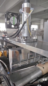 Boîtier de contrôle et sonnette d'étanchéité à ultrasons pour machine à fabriquer des couvercles et des assiettes en carton – Équipement essentiel pour la production de produits en papier - Product Image 4