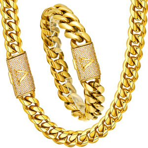 Pulsera de eslabones cubanos con hebilla de 26 letras con incrustaciones de circonitas para hombre |   Joyería Hip Hop de Acero Inoxidable Chapado en Oro PVD de 18K con Alfabeto de la A a la Z - Product Image 3