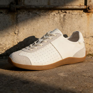 Chaussures de course personnalisées en usine, chaussures de jogging respirantes, baskets en cuir pour hommes, chaussures de <span class=keywords><strong>basket</strong></span> pour femmes, chaussures de skateboard unisexes, baskets - Product Image 1