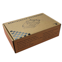 Logo imprimé personnalisé écologique Boîtes postales en carton ondulé Colis postaux pour vêtements Sous-vêtements Fourrure Expédition Logo personnalisé imprimé