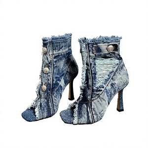 Botines de mezclilla para mujer con punta cuadrada, tacón de aguja, diseño de botones y borlas, botines de moda para otoño - Product Image 4