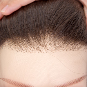 Premie entièrement attaché à la main haut en soie couleur brune naturelle perruques médicales de cheveux humains européens vierges bruts - Product Image 4