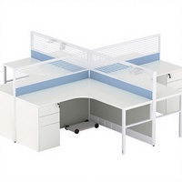Poste de travail informatique contemporain en bois bleu en forme de T pour 4 personnes, face à face, gain de place