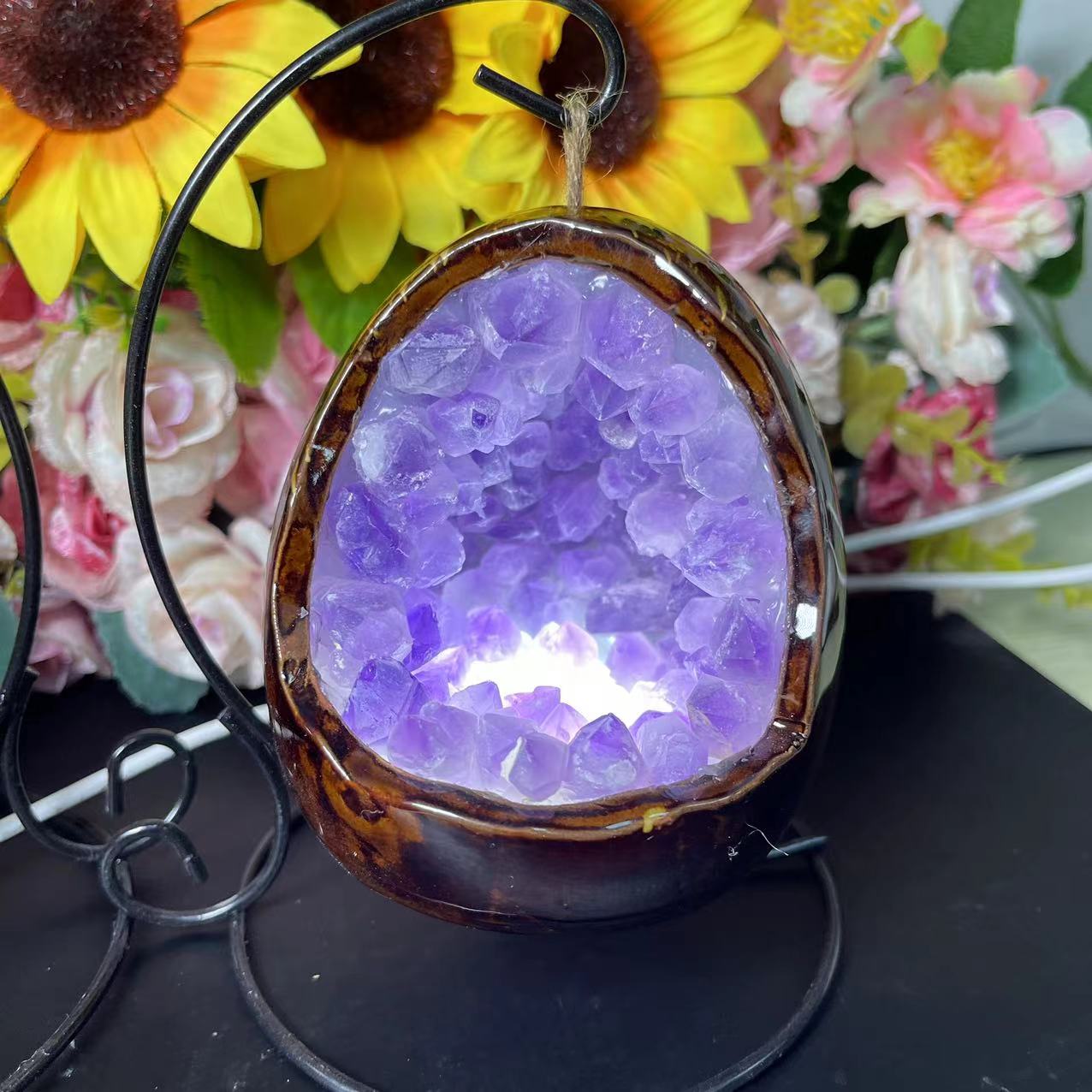 【妖艶な灯】アメジストの美しきライト 妖艶な灯】アメジストの美しきライト