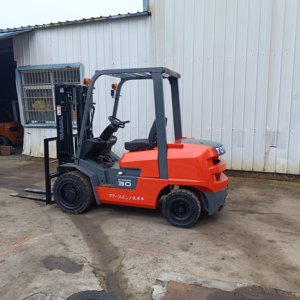 מלגזה משומשת טויוטה <span class=keywords><strong>30</strong></span> יפנית במצב טוב, 3 טון, קטנה, טויוטה <span class=keywords><strong>30</strong></span> מקורית מיפן, למכירה במחיר זול. - Product Image 2