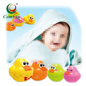 Vòi Hoa Sen 6M + Xếp Chồng Cốc Nhựa ABS Vịt Đồ Chơi Em Bé Tắm - Product Image 1