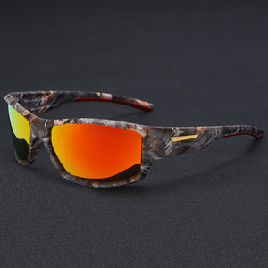 P53 <span class=keywords><strong>2025</strong></span> Nhựa Cổ Điển khung UV400 lái xe kính vuông phân cực Kính mát người đàn ông biểu tượng tùy chỉnh - Product Image 5