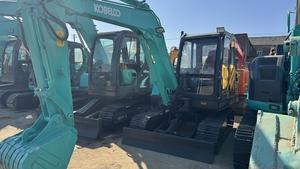 Excavadora hidráulica sobre orugas Kobelco de Japón, original, con motor de núcleo pequeño de 5 toneladas, bomba de caja de cambios y rodamiento, venta - Product Image 2