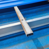 Système de montage solaire universel pour toiture métallique, fixation de panneaux photovoltaïques, inclinaison réglable, étanche, pinces pour toiture ondulée, résistant au vent fort
