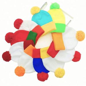 Bonnet en laine mélangée unisexe pour adulte avec logo personnalisé, design tricoté assorti aux couleurs de Noël et d'Halloween - Product Image 1