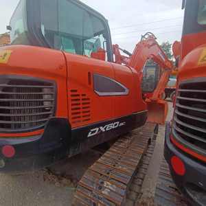 รถขุดไฮดรอลิก Doosan Dx60-9 มือสองคุณภาพสูง พร้อมมอเตอร์ปั๊ม PLC สำหรับใช้งานในฟาร์ม ขับเคลื่อนด้วยเครื่องยนต์ กำลังขุดสูง สีเดิมจากโรงงาน - Product Image 3