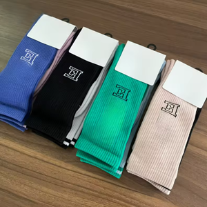 Nuevos Calcetines de Ciclismo para Jóvenes de Verano, Parte Superior de Malla Transpirable, Suela Antideslizante, Logotipo en el Puño, para Entrenamiento en Bicicleta de Carretera al Aire Libre - Product Image 3