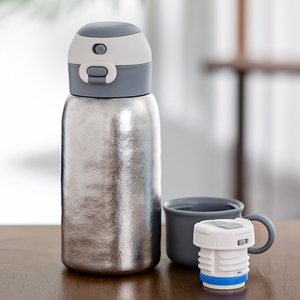 Bouteille isotherme en titane 380 ml avec 2 couvercles interchangeables, <span class=keywords><strong>isolation</strong></span> sous vide, garde au chaud ou au froid, idéale comme cadeau - Product Image 3