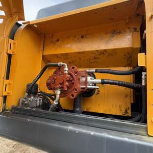 Excavatrice Hyundai 305LC-9T d'occasion de 30 tonnes avec moteur Cummins, chenilles longues, modèle 2024, puissance de 194 kW pour l'exploitation minière et les travaux de terrassement lourds - Product Image 4