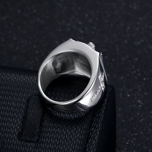 Bague Hip Hop pour Homme, style Signet, avec Croix Crucifix, motif Jésus, en Acier Inoxydable Plaqué Or 18K, entièrement sertie de Zircons, Cadeau - Product Image 3