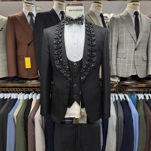 In Stock Shiny Black Suits for Mens Slim Fit Design, Gold Foil & Glitter  Fabrics | Alibaba.com
