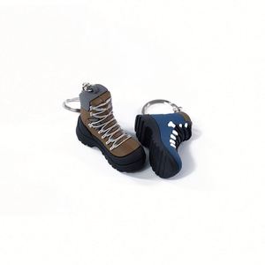 Porte-clés promotionnel personnalisé en PVC/caoutchouc, motif chaussures de sport mignonnes, idéal pour cadeaux - Product Image 3