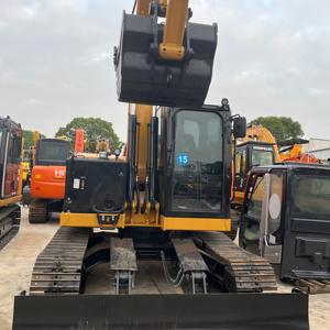 Excavatrice sur chenilles Caterpillar 310 avec une capacité de godet de 0,25 m et un poids de machine de 6100 kg, excavatrice de classe 6 tonnes - Product Image 3