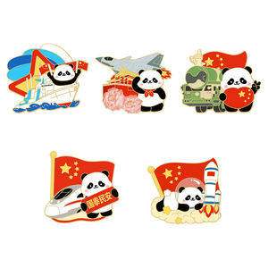 Pins Esmaltados de <span class=keywords><strong>Panda</strong></span> Patrióticos Personalizados Directo de Fábrica - Insignias Temáticas de <span class=keywords><strong>Panda</strong></span> con Orgullo Nacional ODM OEM - Product Image 2