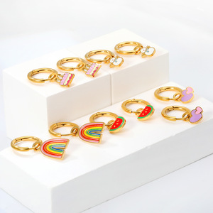 Lindos pendientes de aro con diseño de pastel arcoíris, sandía, muñeco de nieve, diseño de dibujos animados para niñas, regalo, joyería de moda - Product Image 1