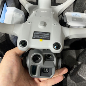 Drone d'inspection à distance MATRICE 4D avec détection IA et système de stationnement, UAV industriel pour la surveillance des infrastructures et de l'énergie - Product Image 3