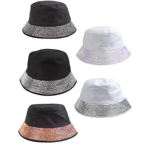 Sombrero de Pescador con Adornos de Diamantes de Imitación, Opciones de Color Blanco y Negro, Estilo Moderno - Product Image 1