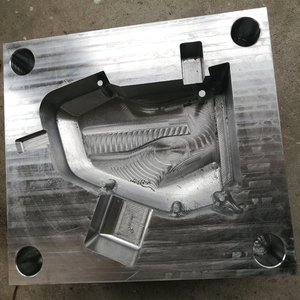 Boîtier de batterie <span class=keywords><strong>en</strong></span> <span class=keywords><strong>plastique</strong></span> moulé par injection sur mesure de grande taille <span class=keywords><strong>en</strong></span> PA66+GF30 renforcé de fibre de verre - Product Image 5