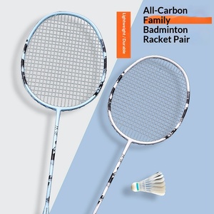 Ensemble de raquettes de <span class=keywords><strong>badminton</strong></span> 2 pièces pour couples, <span class=keywords><strong>taille</strong></span> 6U, entièrement en fibre de carbone, niveau débutant à intermédiaire, personnalisation acceptable - Product Image 4