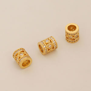 Pendenti a cuore cavo in oro placcato oro 18K stile classico europeo ciondoli zircone perlina di trasporto - Product Image 4