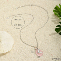 Collier Hawaïen en Gros avec Pendentif Tortue/Dolphin/Coquillage en Perle d'Eau Douce et Pierre Givrée en Verre de Mer