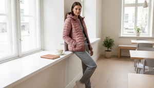 2025 meilleure vente hiver respirant matelassé veste de sport poche réversible fermeture éclair Ladoes Logo personnalisable à capuche chapeau détachable - Product Image 2