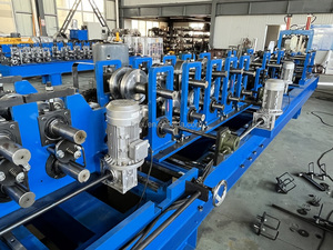 C <span class=keywords><strong>U</strong></span> xà gồ cuộn tạo thành máy thép khung kênh hồ sơ xà gồ máy làm cho trần nhà - Product Image 4