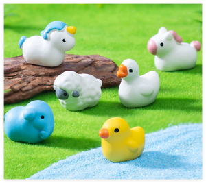 Vente en gros de mode petite licorne mouton canard oie éléphant accessoires de jardin décoration animale cornes figurines en résine à collectionner - Product Image 2