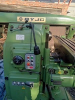 XA6132 Gebrauchte Horizontale Universal-Kniefräsmaschine mit Schwerlastausführung