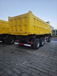 รถบรรทุก SINOTRUCK มือสอง <span class=keywords><strong>6x4</strong></span> แบบดัมพ์ 371 แรงม้า 20 ลูกบาศก์เมตร 30 ตัน พวงมาลัยซ้าย ยูโร 2 ราคาโรงงาน - Product Image 5