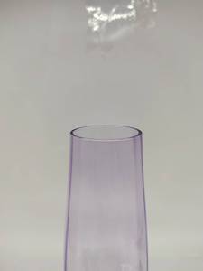 <span class=keywords><strong>Flûte</strong></span> à vin en verre sans plomb de 210 ml avec design moderne, couleur et logo personnalisables - Verres de qualité supérieure pour occasions spéciales - Product Image 3
