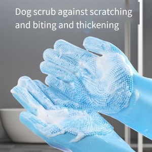 Venta al por mayor guantes de limpieza de silicona multifuncionales para el baño de perros y gatos guantes de lavado de pelo de perro - Product Image 3