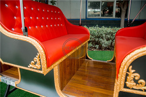 รถม้าเกวียนแบบคลาสสิกวินเทจของจีนเหมาะกับที่นั่งสามแถวสำหรับ6-8คนที่มีวัสดุโลหะคุณภาพสูง - Product Image 6