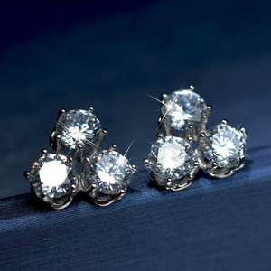 Orecchini a Perno Geometrici Vintage per Donne, Accessori per Orecchie Semplici e alla Moda per Uso Quotidiano, Outfit Casual e Regalo - Product Image 2