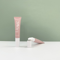 Tube de baume à lèvres personnalisé de 10ml 15ml 20ml Tube de crème contour des yeux en plastique emballage vide avec PP ou applicateur de tête en céramique