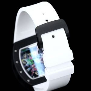 Nouvelle montre blanche de haute qualité, populaire, très vendue, design mécanique, art graffiti - Product Image 4