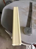 Piliers de support pour fours réfractaires en cordiérite-mullite, en dalles céramiques creuses extrudées, pour la stabilité des piliers postaux