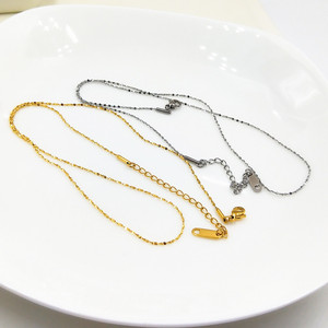 Collana Gimmel <span class=keywords><strong>in</strong></span> Acciaio Inossidabile 316L <span class=keywords><strong>con</strong></span> Catena a Stella <span class=keywords><strong>in</strong></span> <span class=keywords><strong>Oro</strong></span> 18K, Stile Sportivo <span class=keywords><strong>con</strong></span> Raffinata Catena Abbinata - Product Image 3