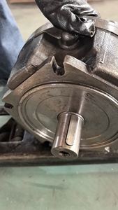 Motor Hidráulico de Cilindro Oscilante GM1 100 150 175 200 GM4-600 GM4-800 GM4-900 <span class=keywords><strong>GMD</strong></span> 1A 200 9H/9 GM3 1000 7E D47 - Product Image 5
