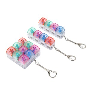 พวงกุญแจรูปทรงสี่เหลี่ยมพร้อมปุ่มกดคลายเครียด 9 ปุ่ม วัสดุ ABS เปลี่ยนสีได้ ของเล่นนิ้วมือ พร้อมห่วงสแตนเลส - Product Image 5